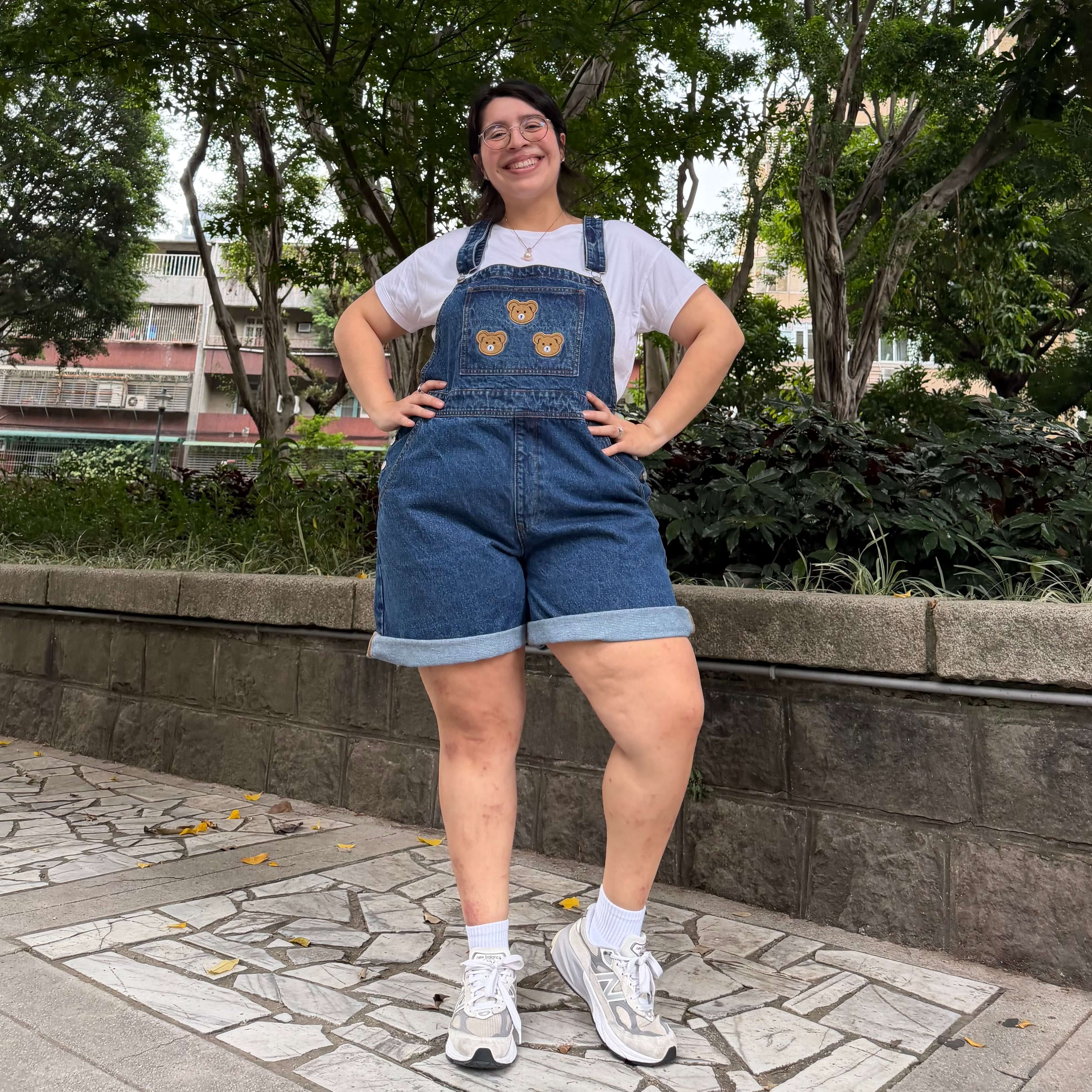 Bears Overall Shorts - Medium Wash