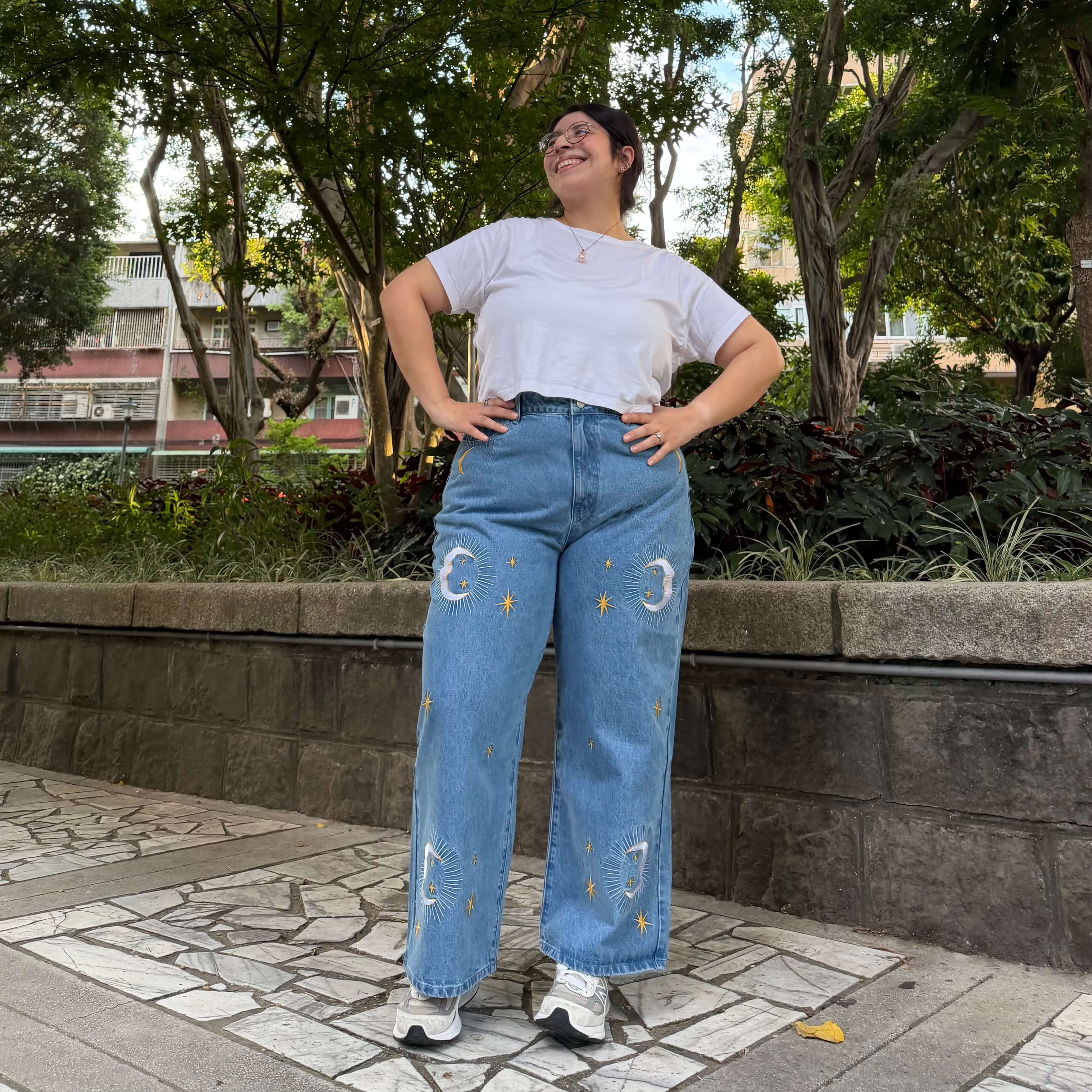 Celestial 29" Inseam Jeans - Light Wash