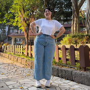 Original Jeans - Light Wash with Bees